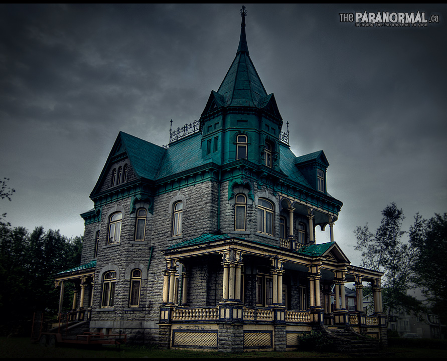 Spooky House   -  4